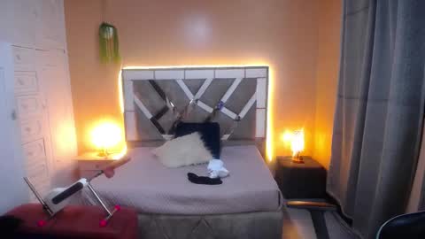 Snapshot of nayleah chatting on March 11, 5:57 am nayleah online show from March 11, 5:57 am