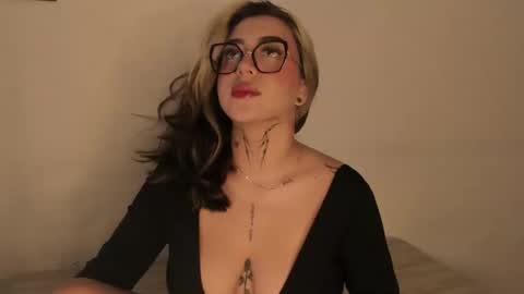 nazzz10 online show from March 17, 1:38 pm