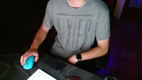 tootired online show from March 22, 7:34 am