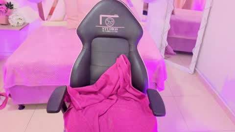 NEFTIS  online show from April 2, 8:16 pm