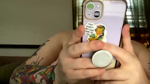 Nellie Atlas online show from January 12, 2:13 pm