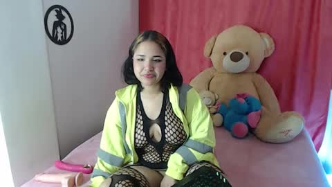 neo_nymph online show from February 14, 3:42 am