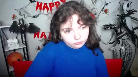 Snapshot of neonilalisova chatting on October 23, 5:31 am NeonilaLisova online show from October 23, 5:31 am