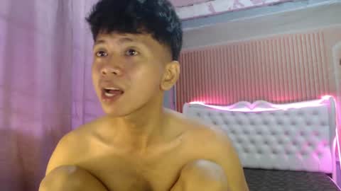 Ethan online show from July 9, 11:31 pm