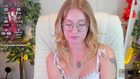 Nerissa online show from September 25, 9:22 pm