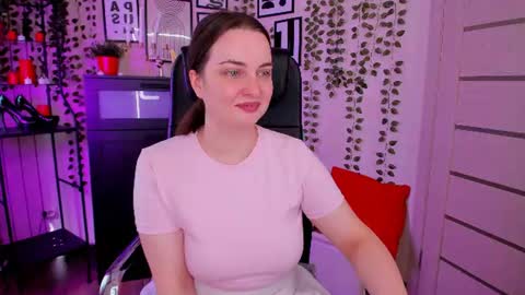 nero_asta online show from July 16, 11:02 am