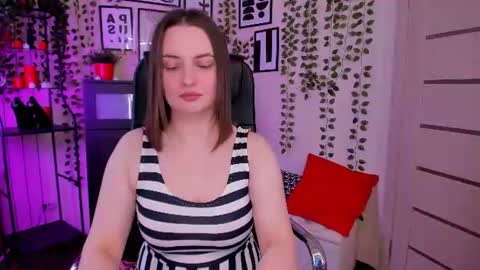 nero_asta online show from July 10, 11:37 am