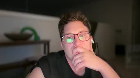 RyRy online show from December 28, 1:59 pm