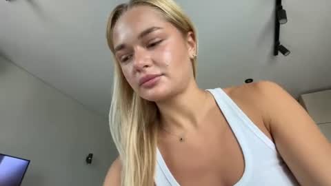 Kate online show from July 14, 9:36 am