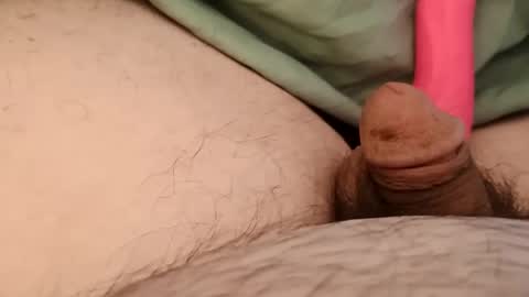 Snapshot of neverseentthatb4 chatting on October 4, 11:08 am Matt online show from October 4, 11:08 am