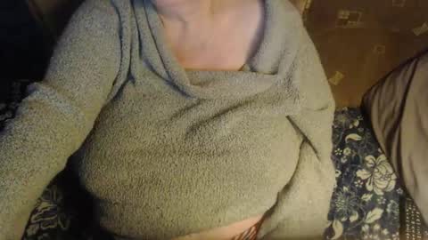 Lilly  online show from November 25, 7:34 pm