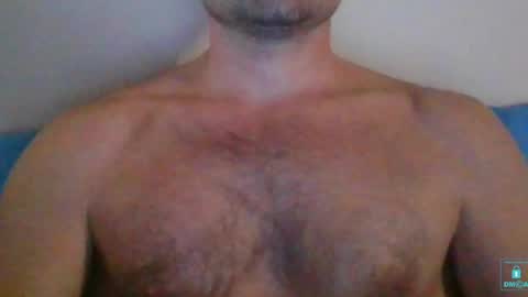 Snapshot of newtyguy90 chatting on January 11, 8:54 am newtyguy90 online show from January 11, 8:54 am