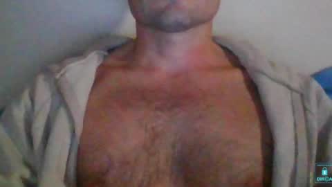 Snapshot of newtyguy90 chatting on December 16, 10:24 pm newtyguy90 online show from December 16, 10:24 pm