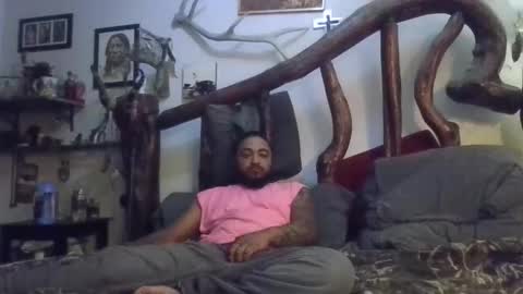 Snapshot of newyou25loveuss chatting on October 22, 2:15 am SexyTime0420 online show from October 22, 2:15 am