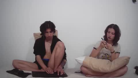 NezhandScyla online show from February 18, 5:18 am