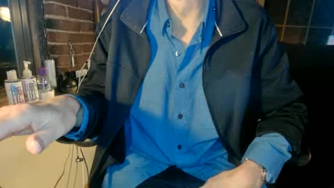 Snapshot of nfgwholoves2cum chatting on October 13, 11:40 pm NFG Nice Friendly Guy Dick online show from October 13, 11:40 pm