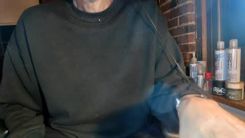 Snapshot of nfgwholoves2cum chatting on February 14, 2:18 am NFG Nice Friendly Guy Dick online show from February 14, 2:18 am