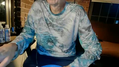 Snapshot of nfgwholoves2cum chatting on September 22, 1:21 am NFG Nice Friendly Guy Dick online show from September 22, 1:21 am