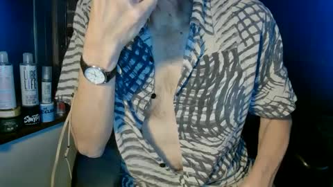 Snapshot of nfgwholoves2cum chatting on March 7, 1:31 am NFG Nice Friendly Guy Dick online show from March 7, 1:31 am