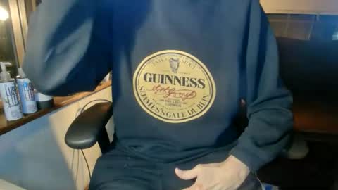 Snapshot of nfgwholoves2cum chatting on October 16, 1:16 am NFG Nice Friendly Guy Dick online show from October 16, 1:16 am