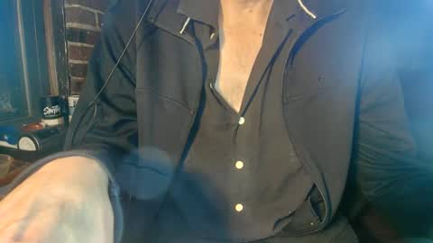 Snapshot of nfgwholoves2cum chatting on February 18, 12:26 am NFG Nice Friendly Guy Dick online show from February 18, 12:26 am