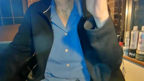 Snapshot of nfgwholoves2cum chatting on March 5, 12:16 am NFG Nice Friendly Guy Dick online show from March 5, 12:16 am