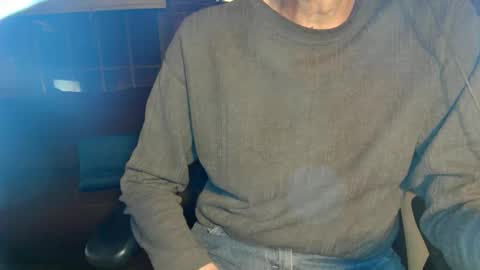 Snapshot of nfgwholoves2cum chatting on February 24, 2:40 am NFG Nice Friendly Guy Dick online show from February 24, 2:40 am