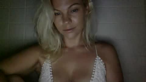 Amber online show from September 9, 9:53 am