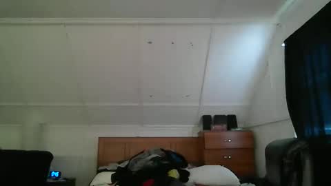 niceguy7208 online show from April 3, 2:46 pm