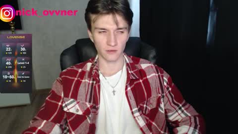 Snapshot of nick_owner chatting on September 18, 9:35 am Nick online show from September 18, 9:35 am