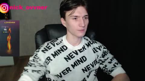 Snapshot of nick_owner chatting on October 25, 11:16 pm Nick online show from October 25, 11:16 pm