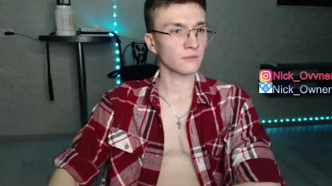 Snapshot of nick_owner chatting on February 20, 8:58 pm Nick online show from February 20, 8:58 pm