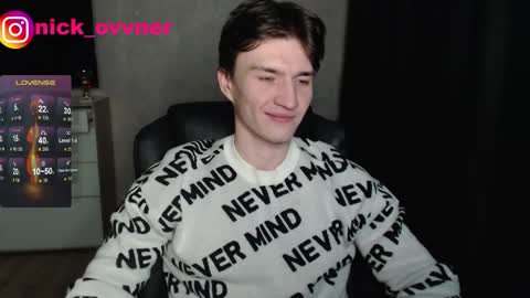 Snapshot of nick_owner chatting on October 1, 7:13 pm Nick online show from October 1, 7:13 pm