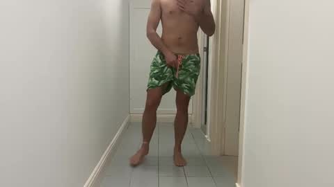 nick_throw_ online show from October 3, 9:39 am