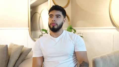 Jhohan online show from December 17, 12:56 pm