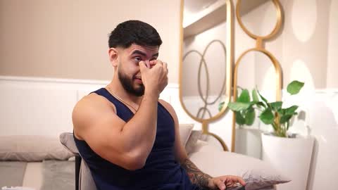 Jhohan online show from November 20, 1:21 pm