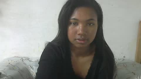 nickiqqyuu online show from June 22, 6:32 am