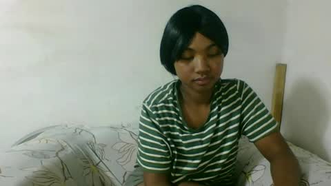 nickiqqyuu online show from July 7, 7:23 am