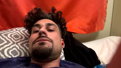 nicksos online show from February 8, 10:19 am