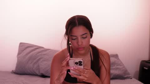 Snapshot of nicky_and_blake chatting on March 10, 8:56 pm nicky and blake online show from March 10, 8:56 pm