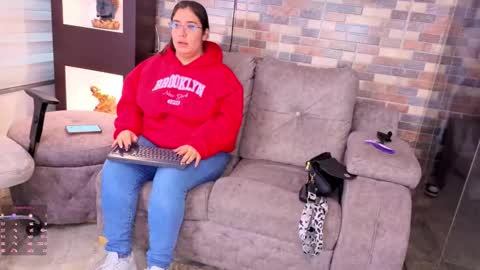 nicky_as online show from February 11, 11:47 am