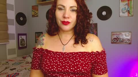 Snapshot of nicky_lucy_m chatting on January 31, 5:30 am lucy online show from January 31, 5:30 am