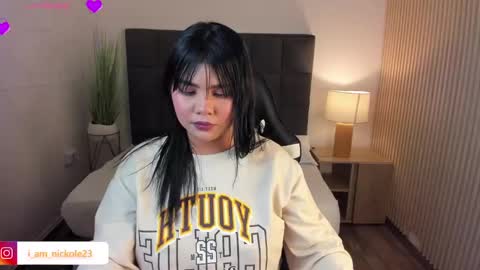 Nicky  online show from February 19, 2:33 am