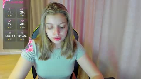 Nicky online show from December 14, 4:41 am