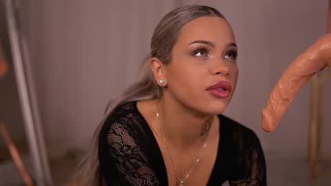 Nicky online show from September 28, 11:14 pm