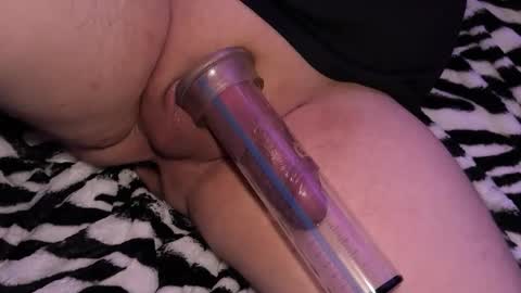 nicle12 online show from October 26, 4:28 pm