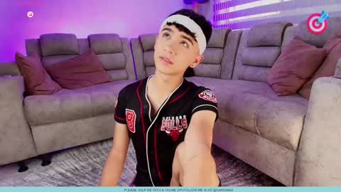 Snapshot of nico_cruz chatting on September 19, 10:35 pm nico online show from September 19, 10:35 pm