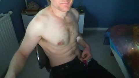 Snapshot of nicodu73 chatting on October 4, 11:52 am nicodu73 online show from October 4, 11:52 am