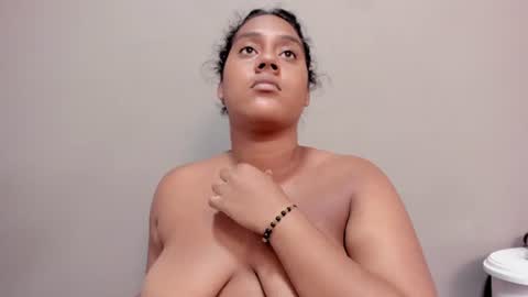 nicohillx online show from June 25, 8:36 pm