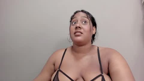 nicohillx online show from May 4, 9:21 pm